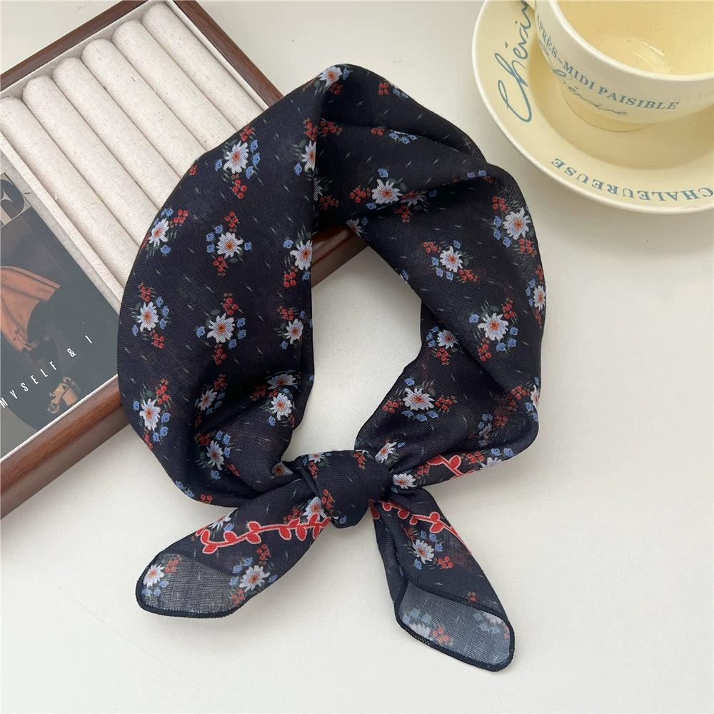 53*53cm Silk Scarves for Woman Fashionable Pattern Smooth To The Touch Spring Summer Sun Protection Silk Scarf