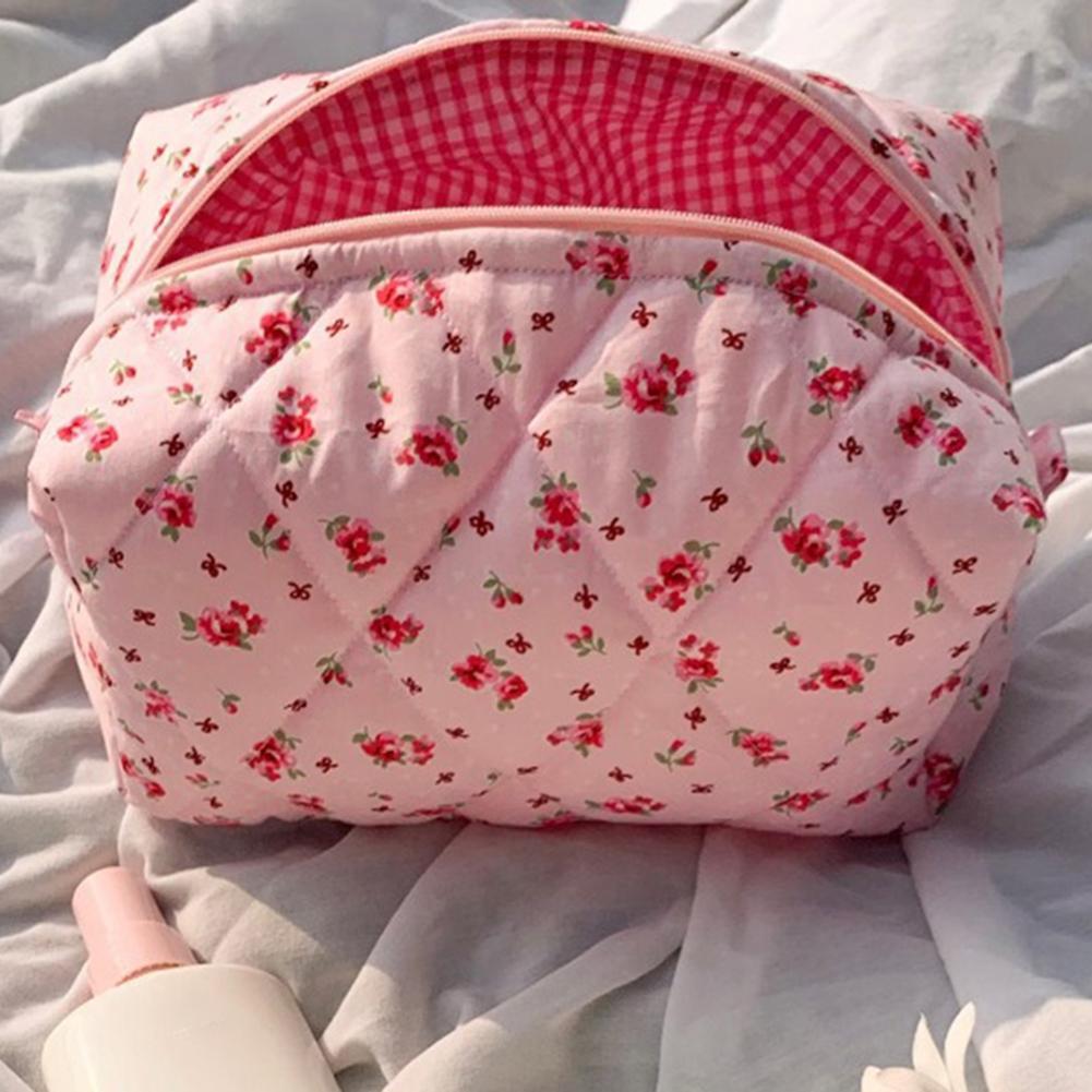 Cute Floral Travel Makeup Pouch Large Quilted Makeup Organizer Storage Bag with Zipper Skincare Bag Soft for Women and Girls
