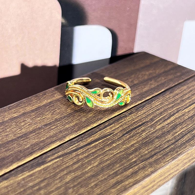 2026 Sweet and Cool Colorful Drip Glaze Temperament Court Style Retro Ring Female Flower Niche Ring