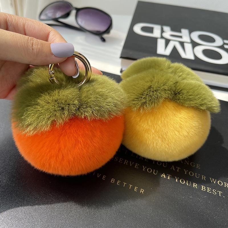 Cute Furry Grape Keychain High Quality Fluffty Fruit Keychain Kawaii Soft Fur Plush Peach Keyring Bag Pendant Custom Accessories