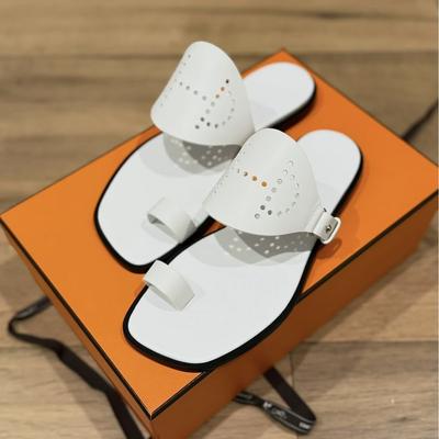 Женская обувь – Сандалии