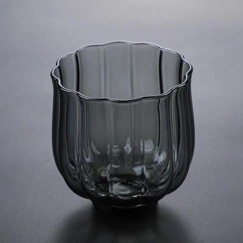Chinese Style Lotus Glass Tea Infusers Pitcher Heat Resistant Hammered Kung Fu Chahai Creative Transparent Tea Cup