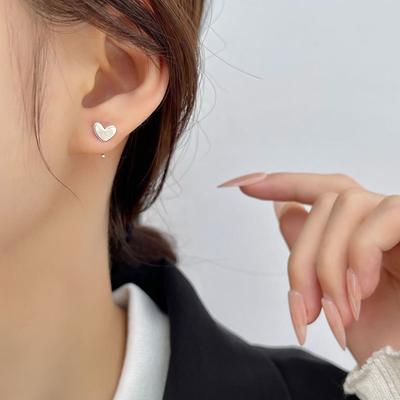 Серьги в форме сердца Love Sweet and Cold Style Niche Design Sense Женские персонализированные серьги Новый стиль