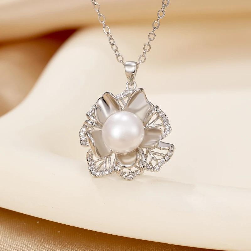 HENGSHENG Retro Style Zircon Flower Pendant Necklaces 9-10mm Natural Freshwater Cultured Pearl Necklaces for Women Jewelry Gift