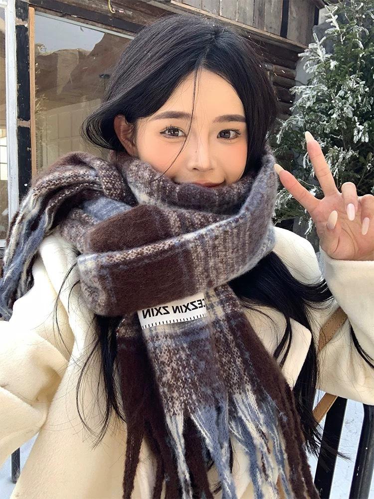 1116 autumn and winter new shawl Maillard plaid scarf high-end atmosphere thickened warm scarf