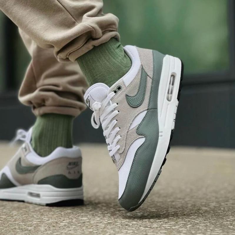 Nike Air Max 1 SC Mica Green Men Sneakers White Photon-Dust Black DZ4549-100