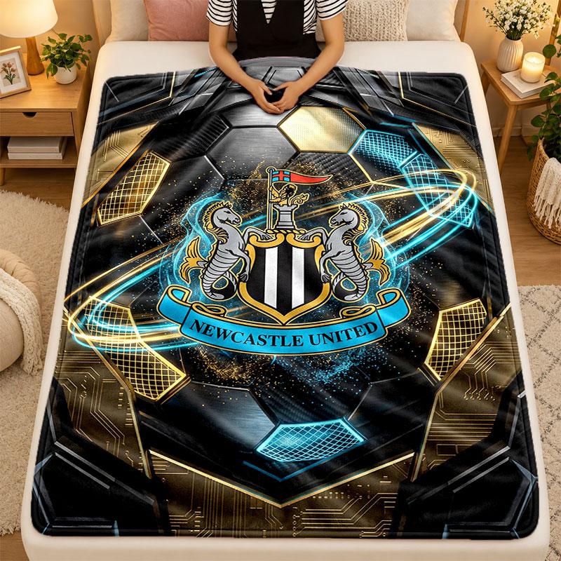 Flannel BlanketNewcastle United Football Warm Soft Throw Blanket for Indoor Sofa Bed Living Room Use