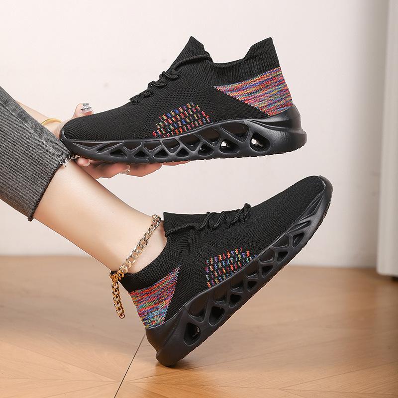 Spring New Breathable Socks Shoes Fly-woven Sports Shoes Casual Couple Male Korean Version Student Hiking Female