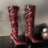 Мода Мода Остроносые Тонкие Высокие Каблуки Ботинки Женские Сексуальные Блестящие Плиссированные Ботинки до Середины Икры Женские Бордовые Черные из Искусственной Кожи Ботас Женские
