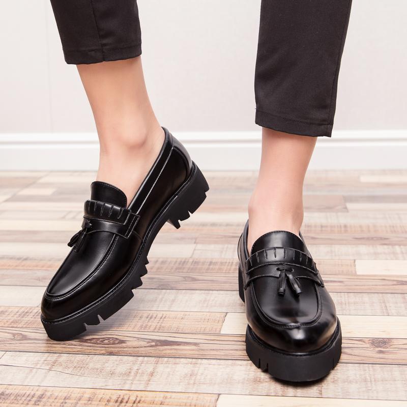 Модные мужские туфли для отдыха на толстой подошве, удобные уличные мужские мокасины, мужская повседневная обувь в британском стиле, дизайнерская обувь для мужчин, новые модели