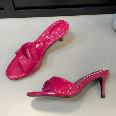 Высококачественные лакированные женские сандалии с круглым носком, модные мюли на тонком каблуке с открытым носком, летние удобные сандалии-слайды с неглубоким подъемом