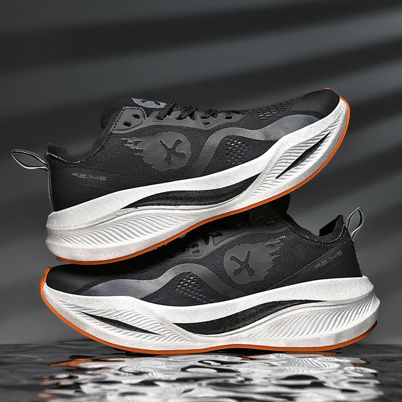 Профессиональные беговые кроссовки с амортизацией и отскоком 2025 новая сетчатая дышащая влагоотводящая легкая карбоновая пластина мандариновая утка авт