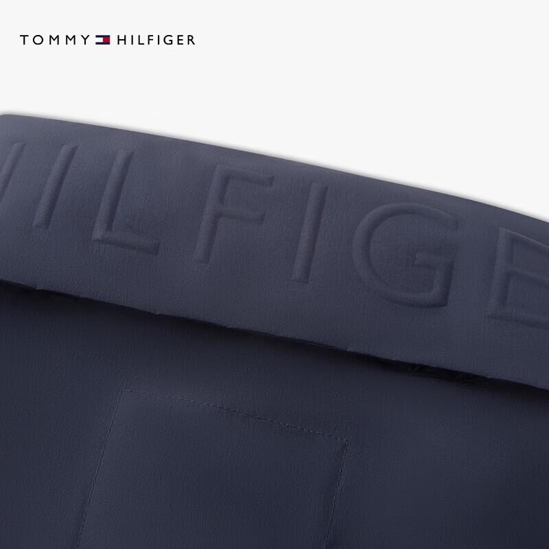 Tommy Hilfiger Мужская куртка с тисненым логотипом, убирающимся капюшоном и воротником-стойкой