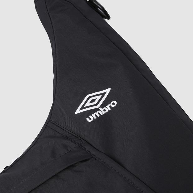 Umbro Сумка через плечо легкая с ремнем большая черная Ur123Cbg33