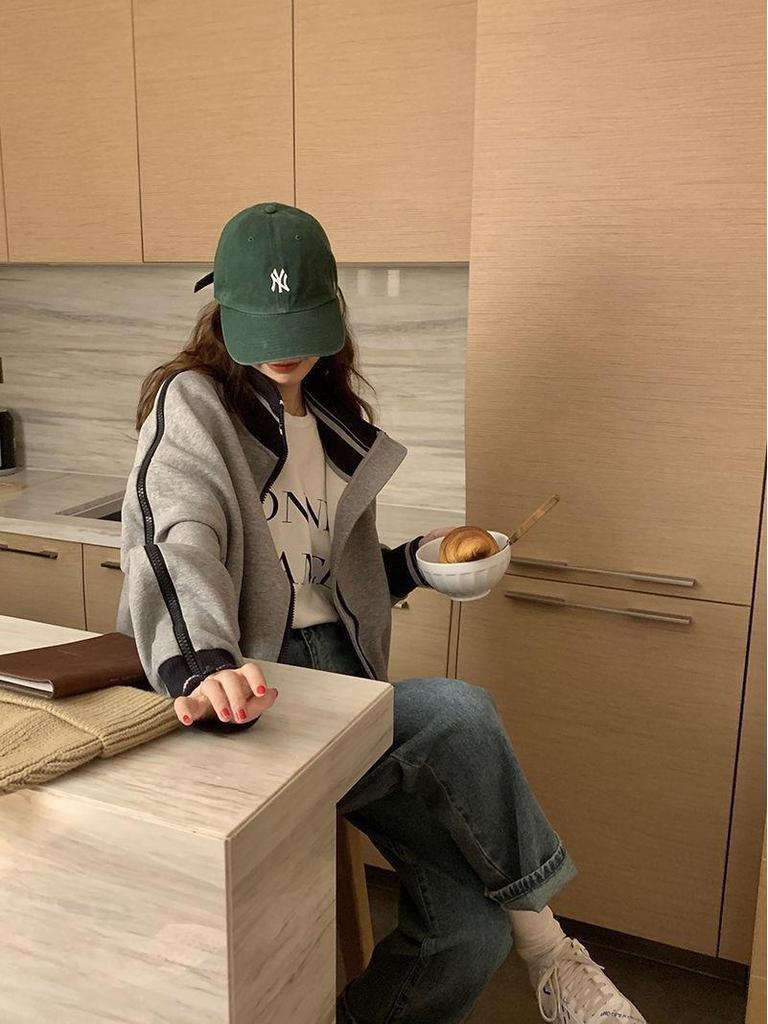 Women's Petite College Style Fleece Baseball Jacket - Cozy, Loose, Casual for Autumn/Winter