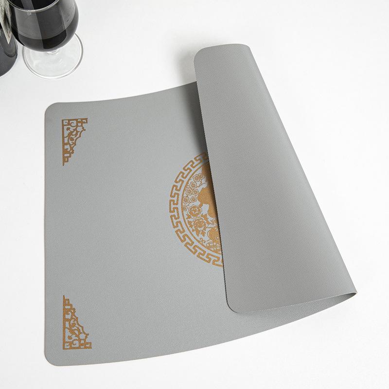 Веерообразные кожаные салфетки под приборы в скандинавском стиле — водонепроницаемые и изолированные салфетки под приборы для обеденного стола.