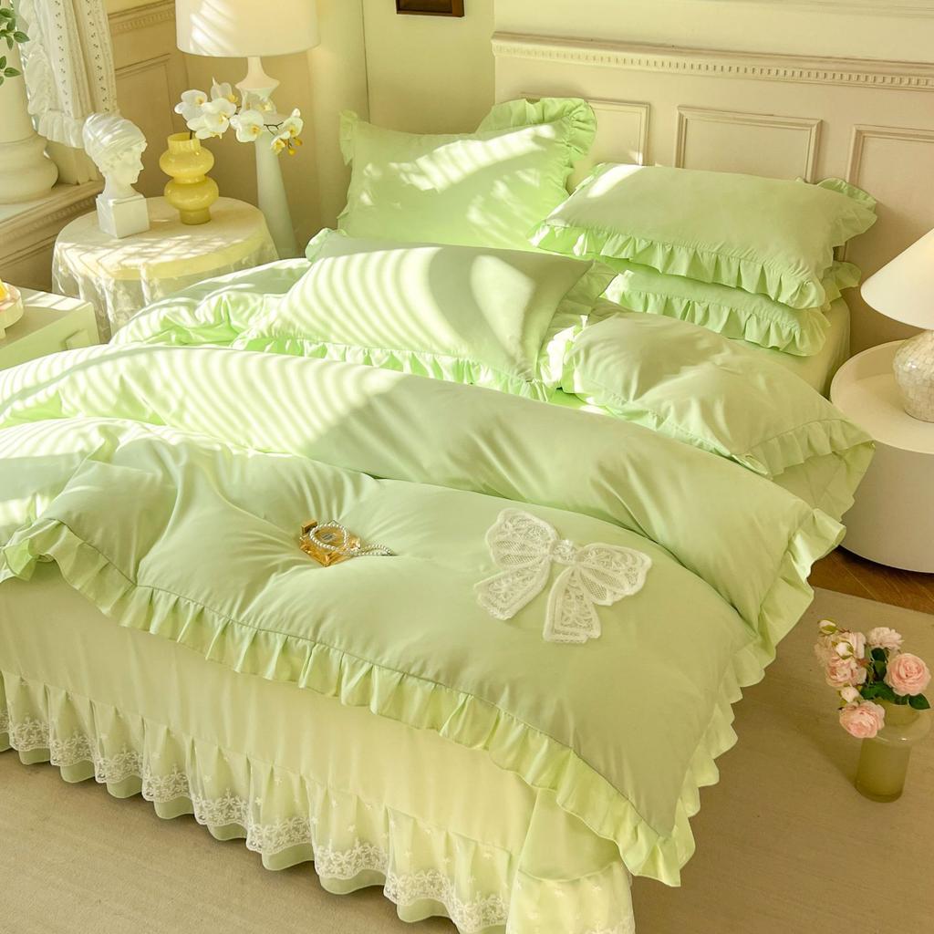 Romantic Lace Decorative Bed Sheet Set 4 Piece With Duvet Cover And PillowCases For Twin And Full Size Bedding