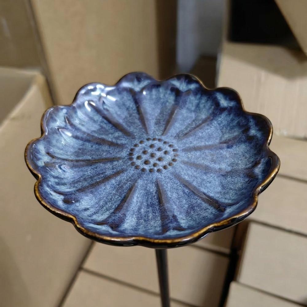 Flower-Shaped Bee Watering Station Rust-resistant Butterfly Bee Mixer Bird Bath Bowl Backyard