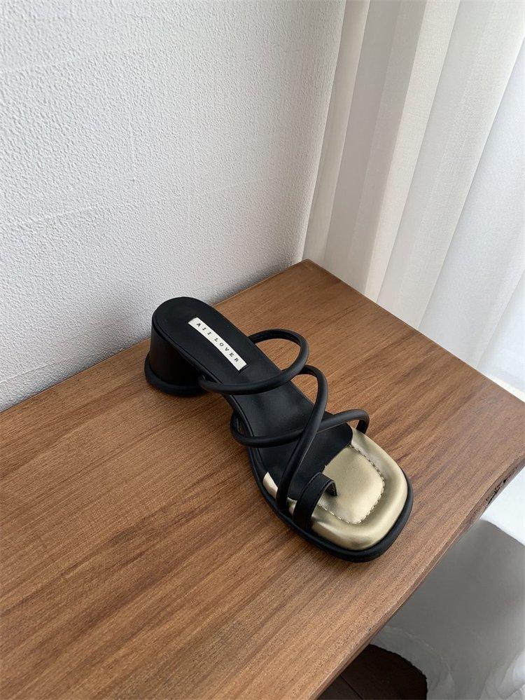 Мода 2024 года, женские трендовые элегантные туфли-слайды, новинка для женщин, обувь Chinelos, прозрачные каблуки, женские тапочки, красные модные сандалии, лето