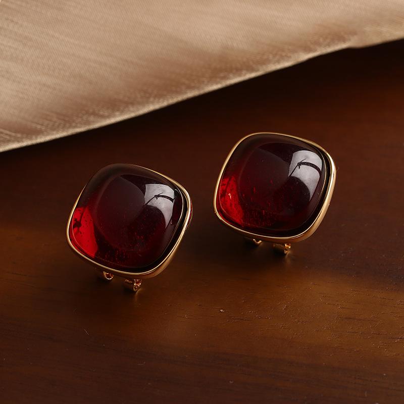 Квадратные серьги-пусеты из смолы с эффектом размытости, серьги с французским ретро-темпераментом, модные простые серьги с высоким чувством стиля