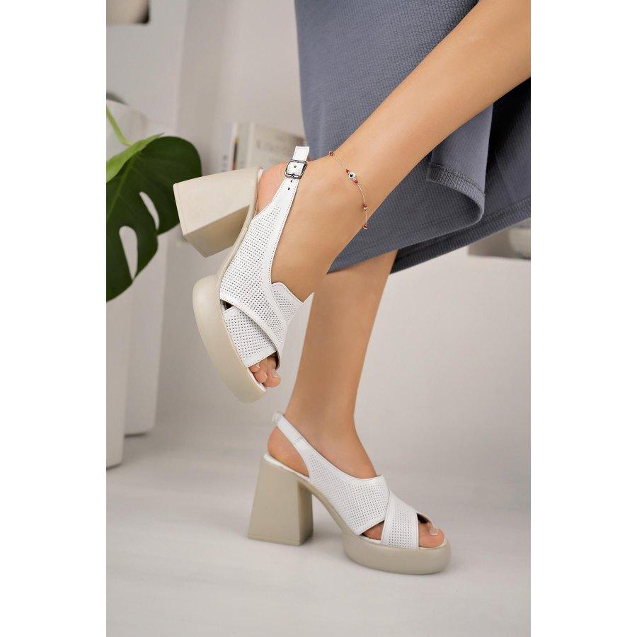 Женские босоножки на каблуке из натуральной кожи на платформе