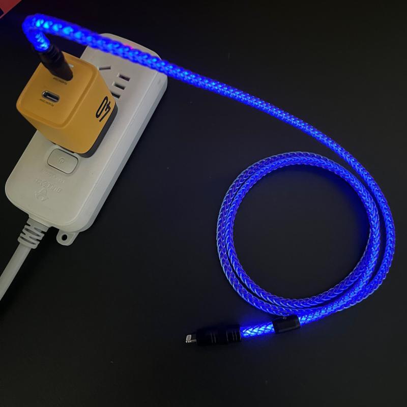 Junwen USB 15 Вт Быстрая зарядка Автомобильный кабель данных для OPPO A5