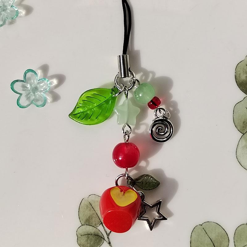 Ключеница heisei retro "Яблоко и Сердце"