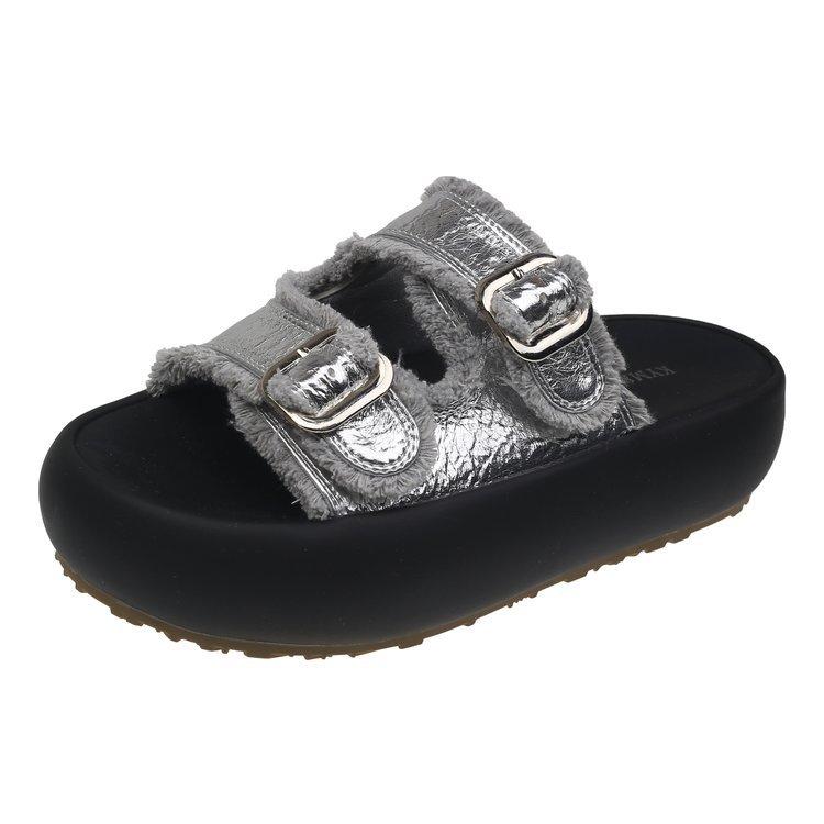 Summer belt buckle fashionable thick-bottomed slippers female 2025 new outer wear fairy wind soft bottom seaside cool slippers