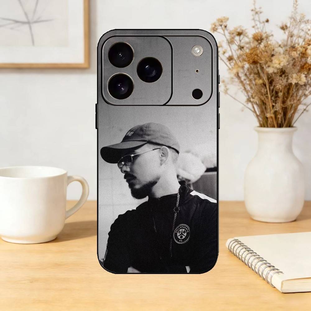 D-Dellafuente FC Чехол для телефона iPhone 17,16,15,14,13,12,11 Plus,Pro Max,SE4 Мягкий силиконовый черный чехол