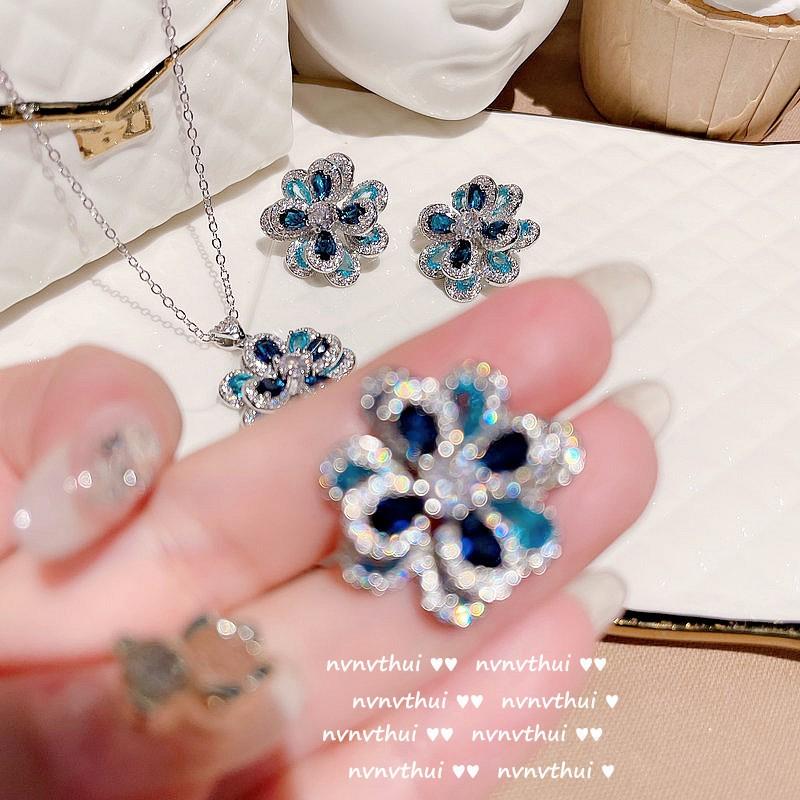 Vintage Floral Heart Earrings With Multifaceted Sea Blue Zircon Drops Copper Post Womens Jewelry