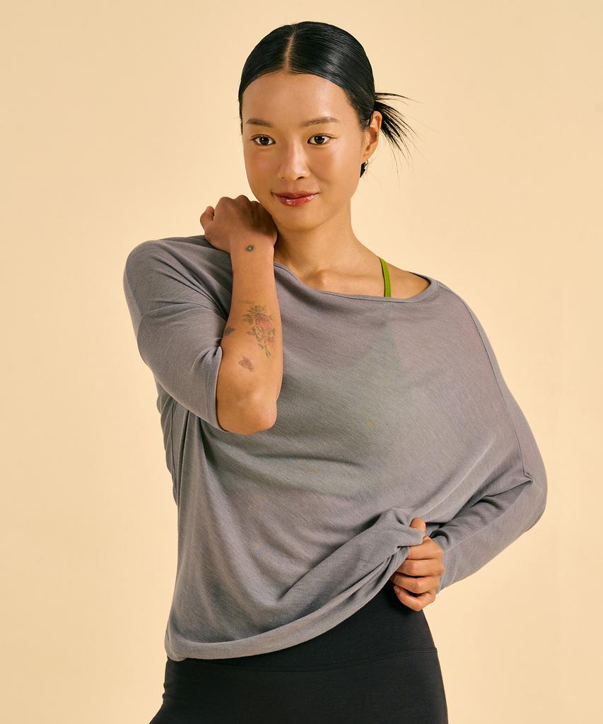 DHYANI Isvara Cover Up T-Shirt (Classic Gray)