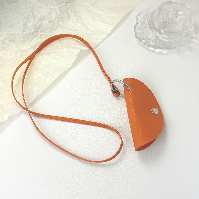Прочные чехлы для очков Прочные подвесные чехлы для очков в форме полумесяца Защита от потери Длинный кожаный зажим для солнцезащитных очков Многофункциональный зажим