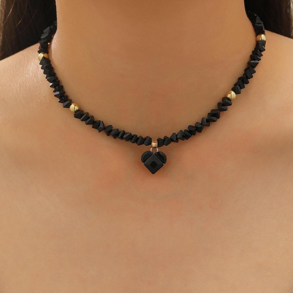 Sweet Cool Spicy Girl Style Hip Hop Imitation Zircon Crystal Heart Shaped Choker Necklace Pendant