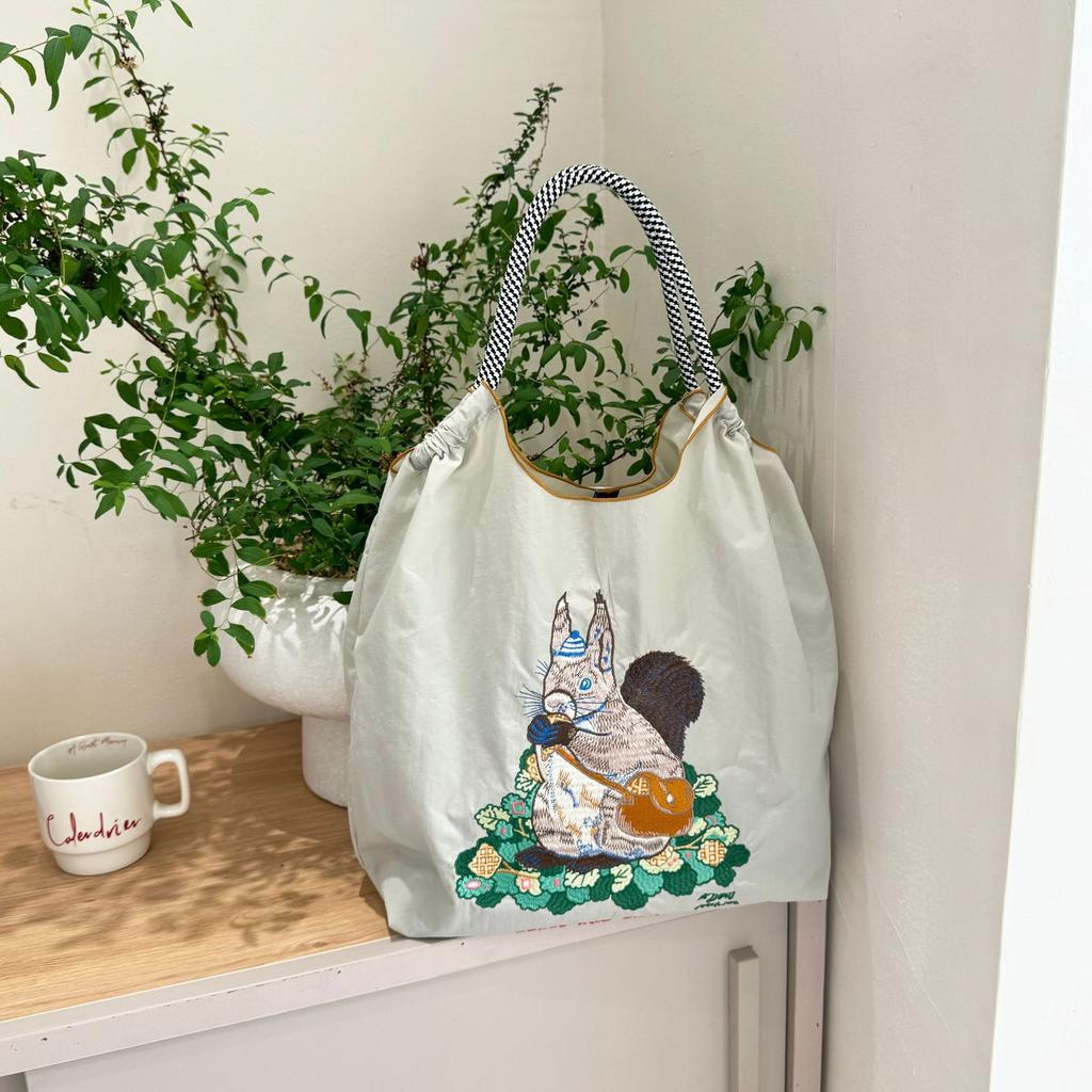 Embroidery Shopping Bag Women'S Fashion Niche Large Capacity Shoulder Bag Tide