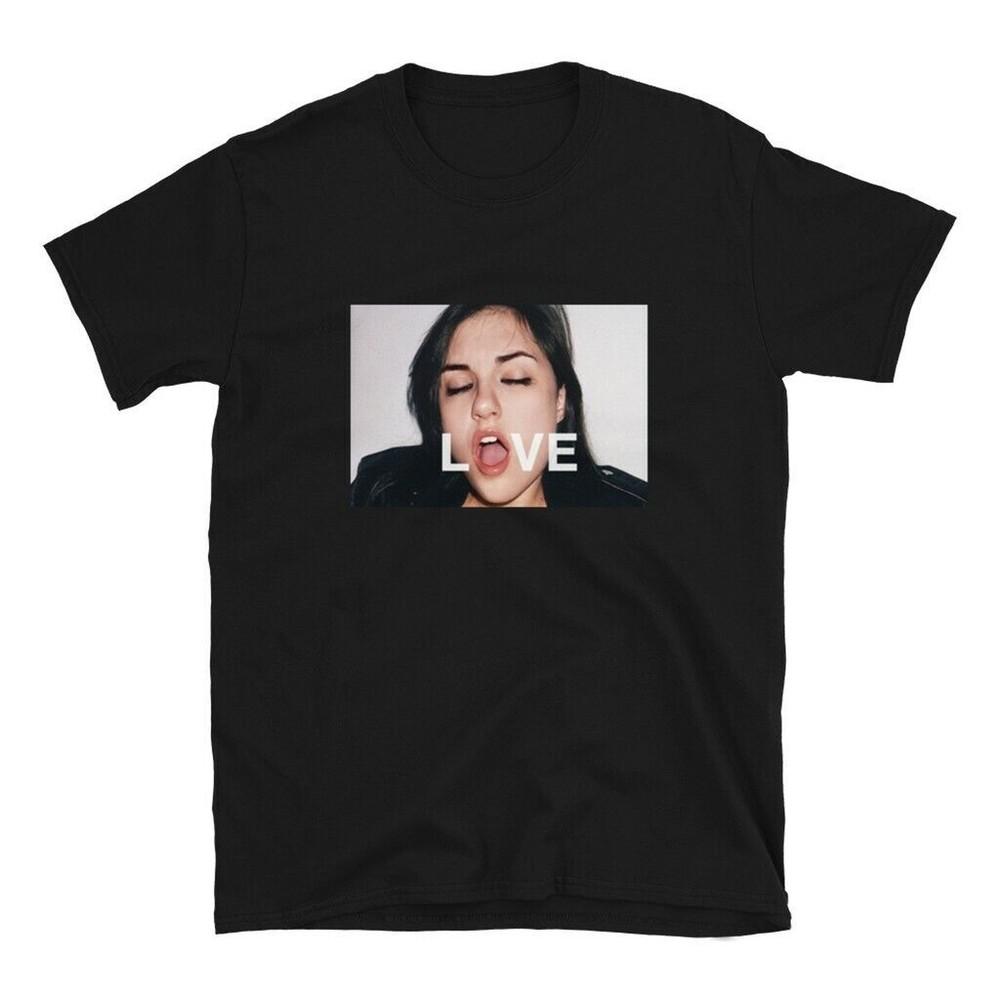 Унисекс футболка Sasha Grey Love Размеры S-5XL Унисекс футболка