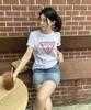 Guess [Основное] Треугольная футболка с коротким рукавом, унисекс, 3 цвета, оригинал Mq2K9405