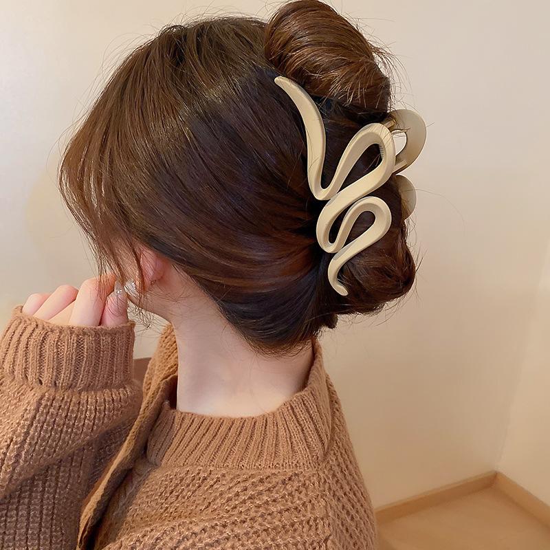 Однотонные акриловые матовые волнистые заколки для волос для женщин, простые универсальные заколки в виде акулы для волос с заостренным кончиком, аксессуары для волос во французском стиле