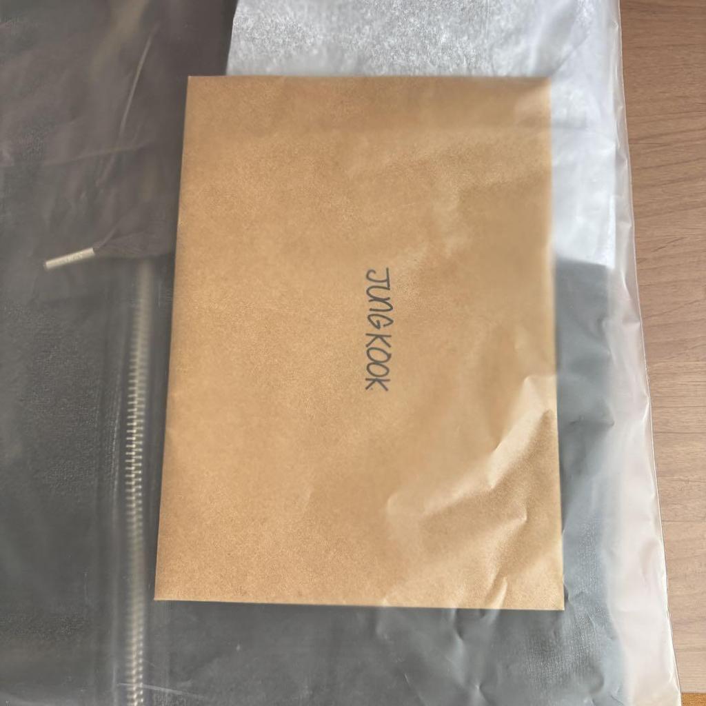 [USED] BTS JUNG KOOK Artist-Made Hoodie, Size L