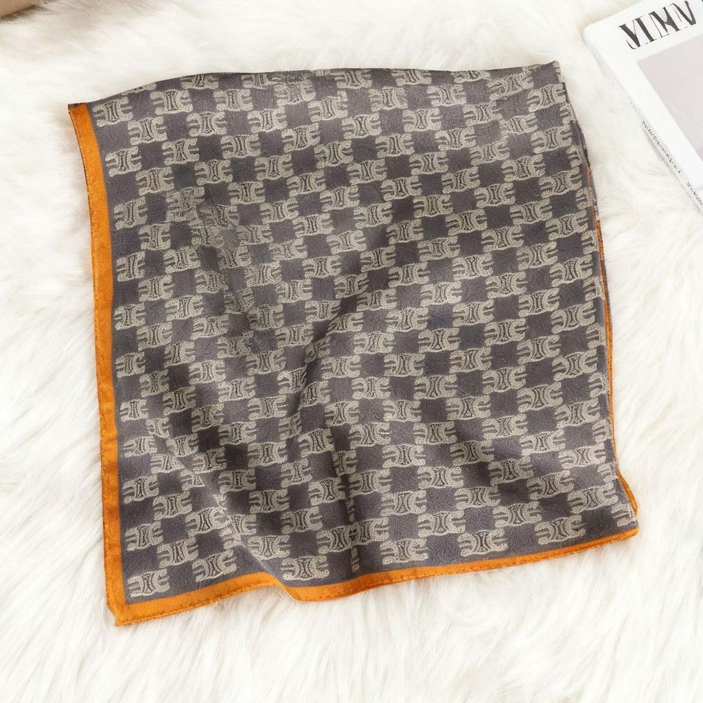 Retro cashew flower small square scarf silk scarf women's new neck high-end decorative neck protection scarf scarf belt