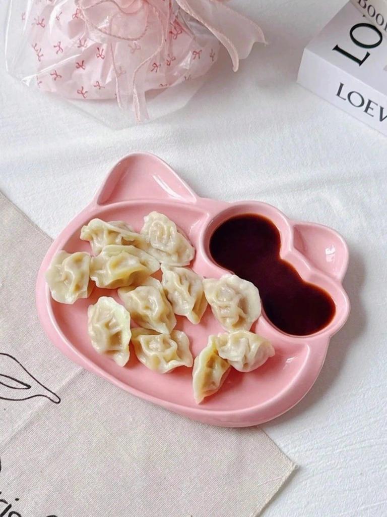 1pc cat Cute cartoon cat ceramic creative divided tableware, high-value breakfast fruit salad, irregular plate.