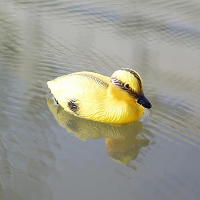 Floating Duck Ducklings Pond Statue Ornament Plastic Duck Decoy Floating Decorative Animal Sculptures Outdoors