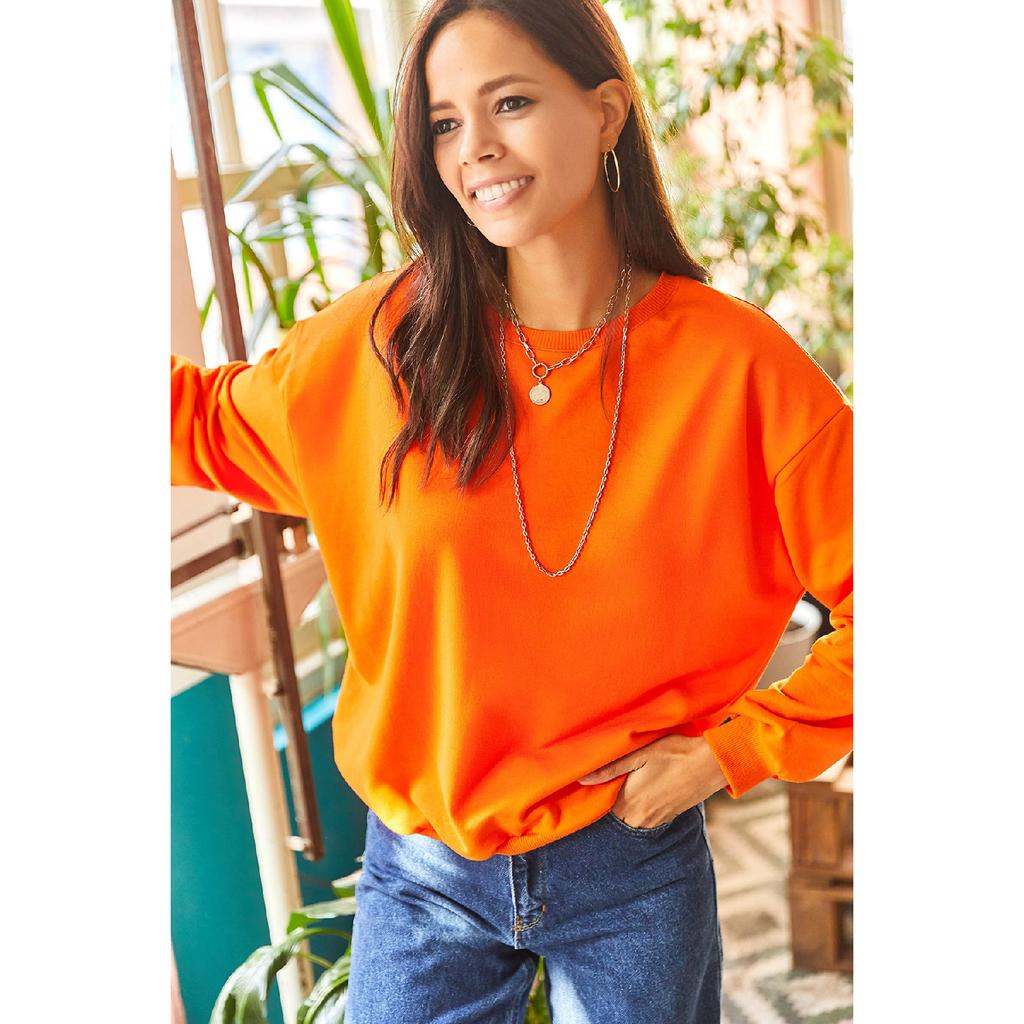 Women's White Black Striped Basic Soft Textured Loose Sweatshirt Swt-19000457