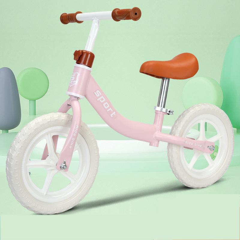 Беговел, легкий велосипед для малышей для мальчиков 2, 3, 4 и 5 лет, игрушки в подарок на день рождения для мальчиков и девочек 2–5 лет, регулируемый руль и сиденье