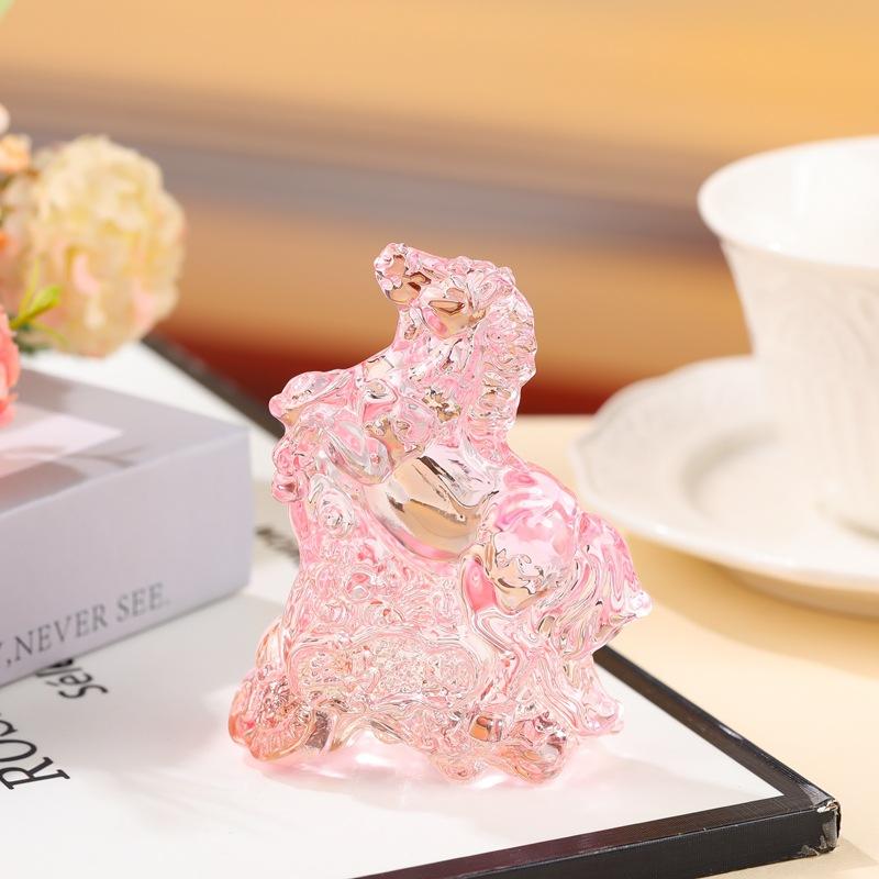 2026 Статуэтка Лошади по Зодиаку Коллекция Фэн-шуй Хрустальный Ловец Солнца Роскошный Декор для Дома Настольное Украшение