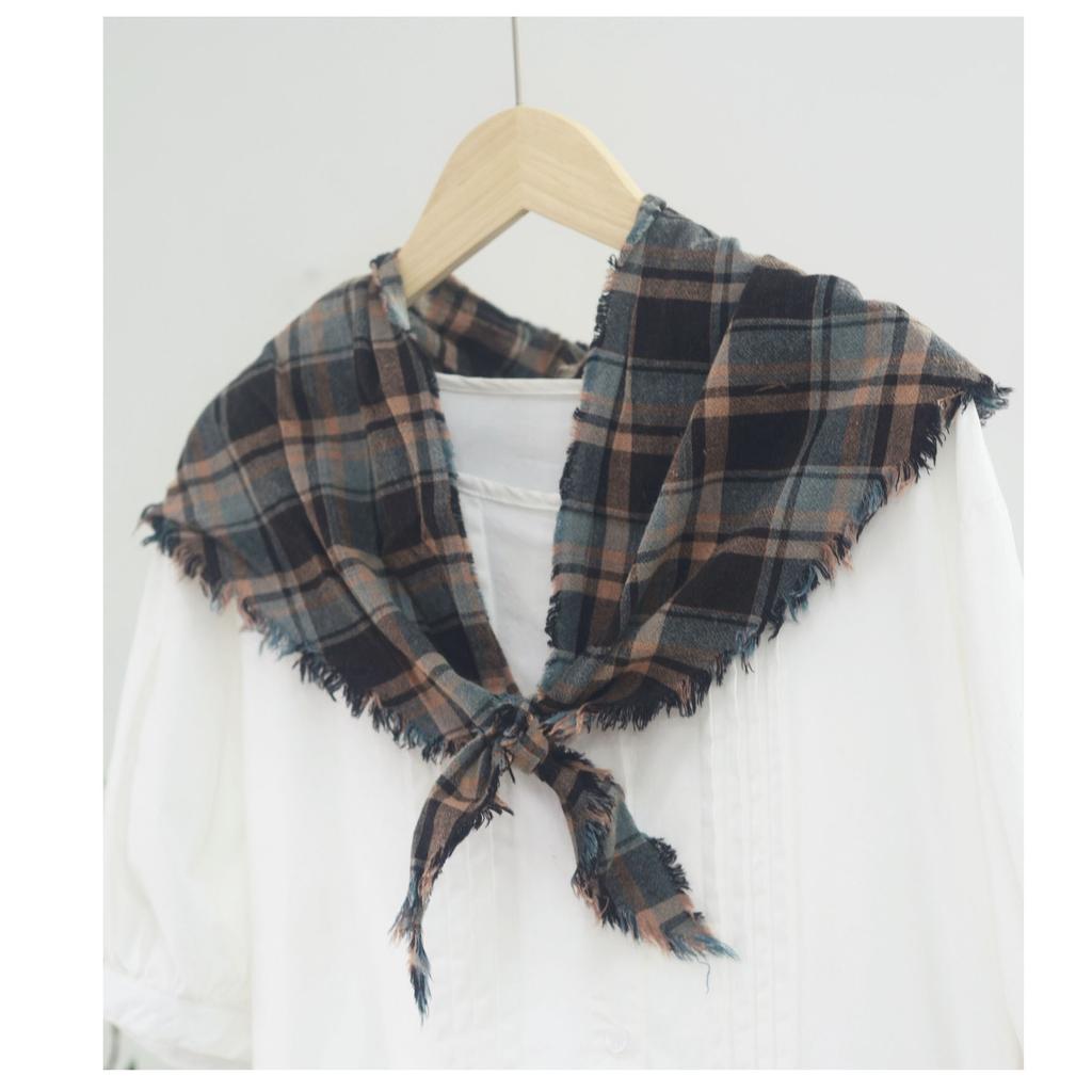 Johnature Floral Shape Triangle Autumn Winter Retro Distressed Decorative Scarves