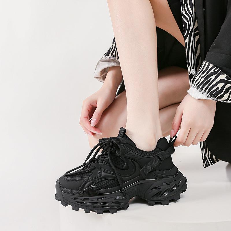 2025 Spring Black Versatile Platform Dad Shoes Women's New Retro Women's Shoes Soft Sole Heightening Casual Sports Shoes