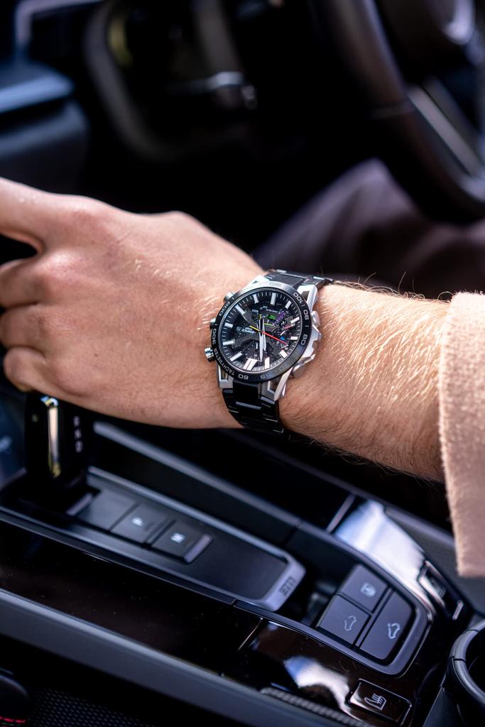 Часы EDIFICE SOSPENSIONE Bluetooth Equipped Solar Black [Casio] [] EQB-2000YDC-1AJF Мужские