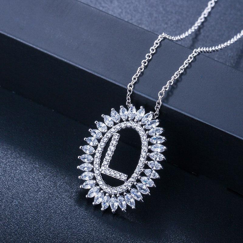 D0037 Ожерелье с буквой, Высококачественный циркон 3A, Персонализированная подвеска, Несколько вариантов.