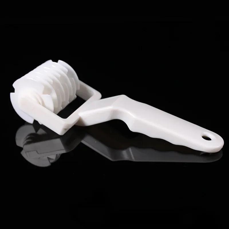 1PC High Quality Pie Pizza Cutter Pastry Bakeware Embossing Dough Roller Lattice Cake Tools Plastic Baking Tool Sourdough Tools