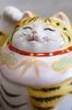 Right Hand Lucky Cat Ornament Pottery Kutani Ware Fat Lucky Cat Gold Color Feng Shui Good Luck Interior Japanese Style Accessories